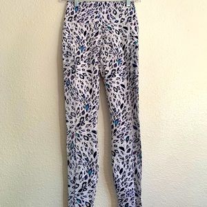 Mila High waisted pocket leggings Fabletics NWT